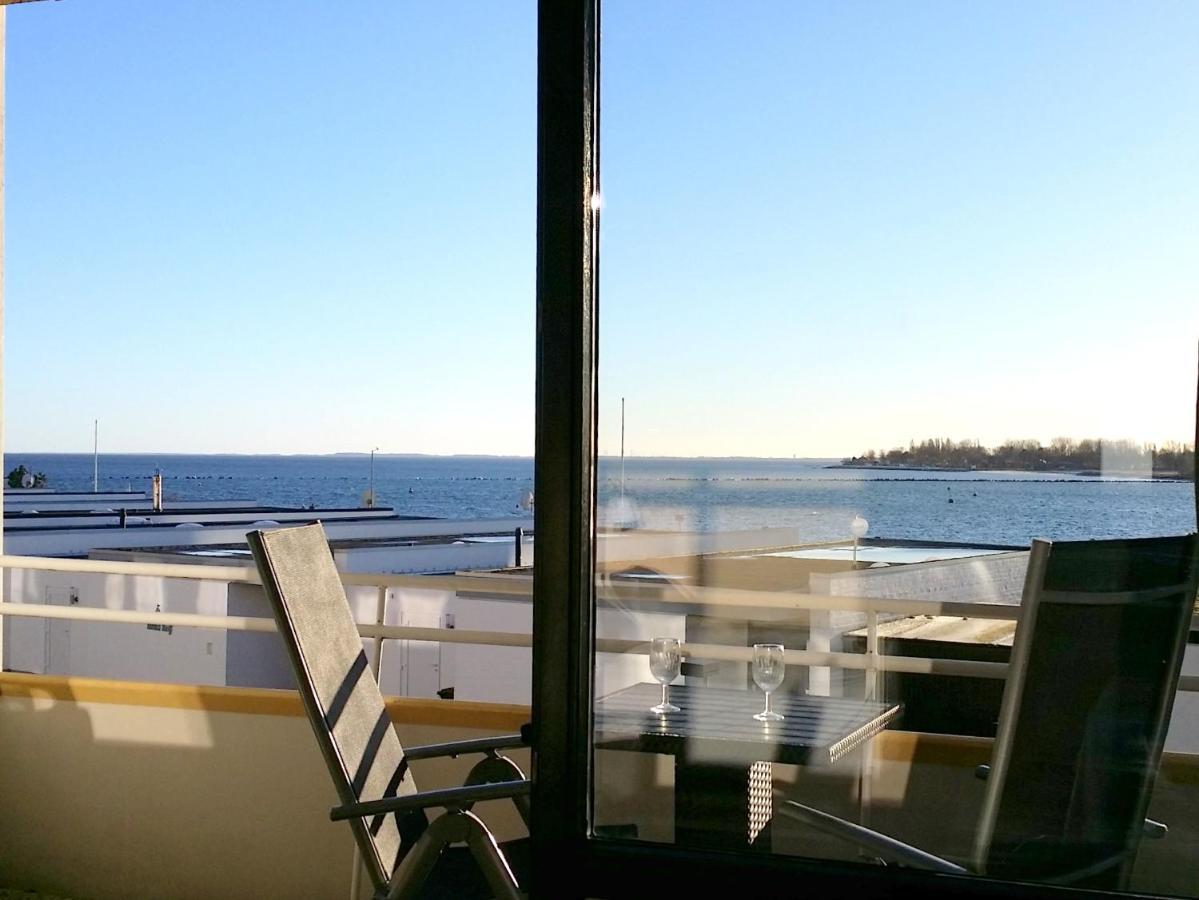 Fehmarn Burgtiefe Suedstrand Meerblick Apartment Meerzeit 外观 照片